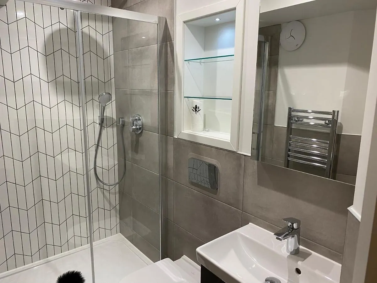 Nice Apartment Close To Ilford Station , Netflix And Wi-Fi Free United Kingdom